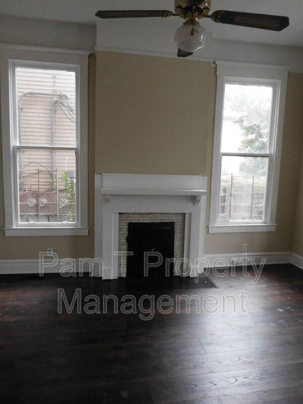 House for rent at 512 E Waldburg Lane, Savannah, GA 31401