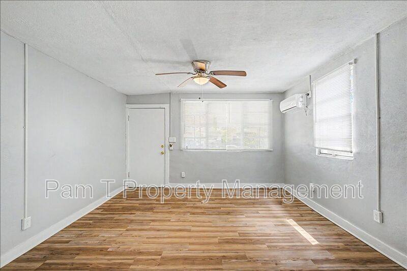 House for rent at 1120 Darwin St, Savannah, GA 31415