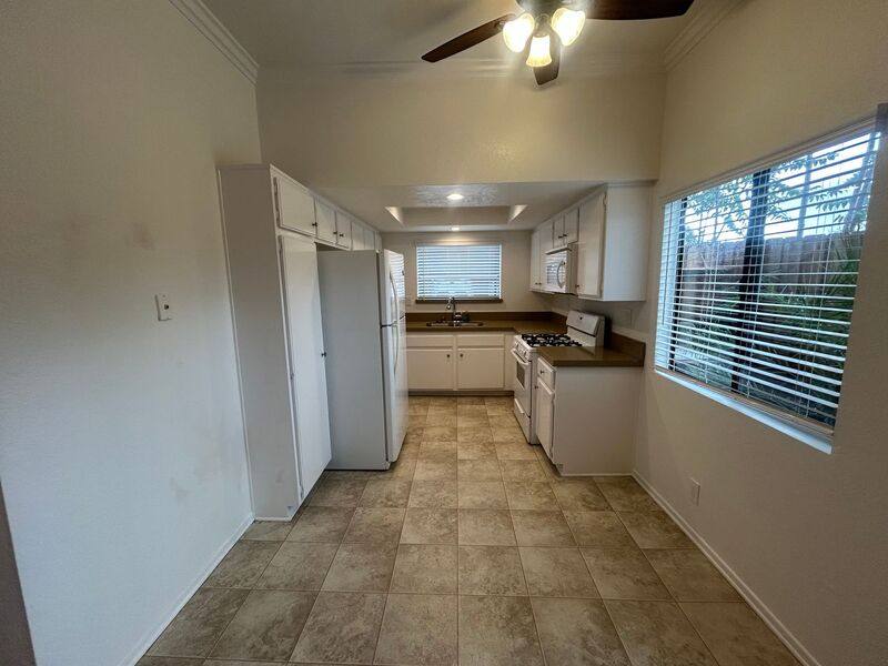 House for rent at 4412 Ocean View Blvd #106, Montrose, CA 91020