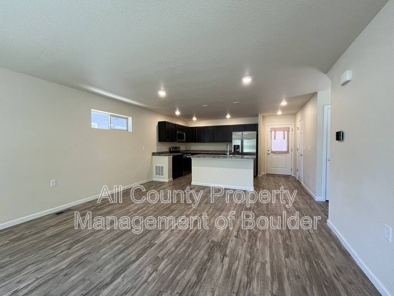 House for rent at 1208 Hummingbird Circle, Longmont, CO 80501