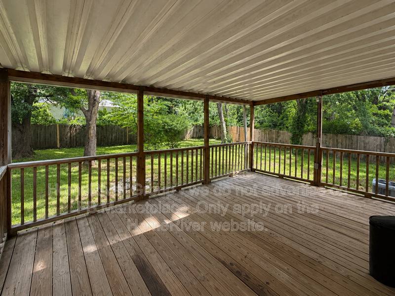 House for rent at 11208 Marsh Ave, Kansas City, MO 64134