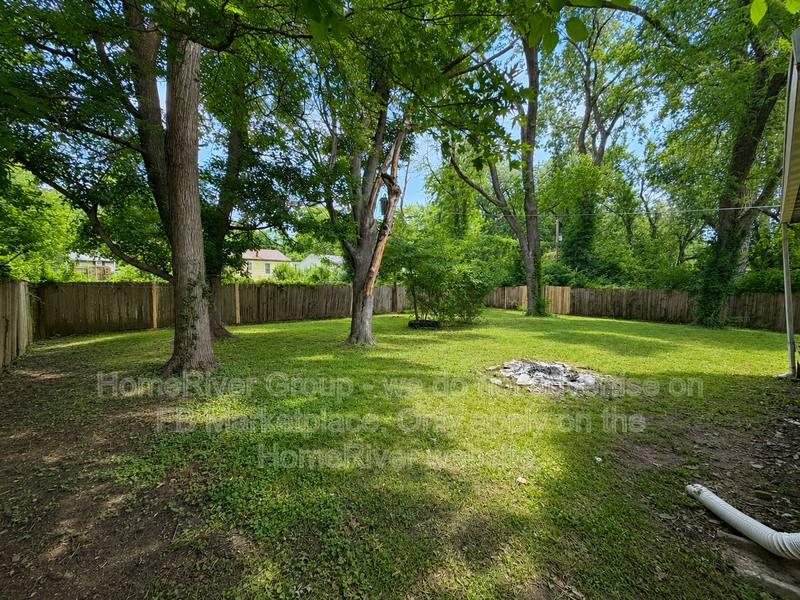 House for rent at 11208 Marsh Ave, Kansas City, MO 64134
