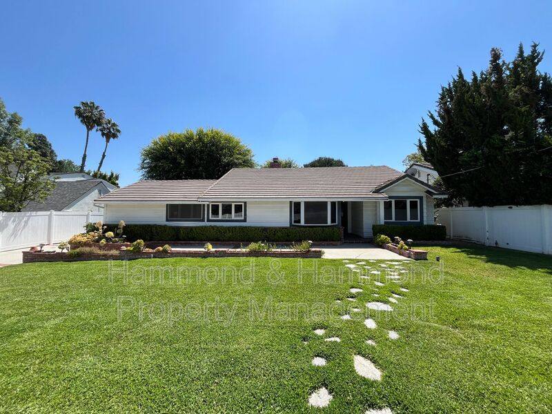House for rent at 5710 Jumilla Ave, Woodland Hills, CA 91367