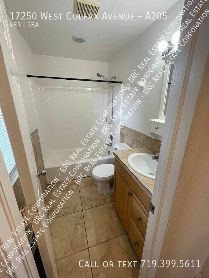 Townhouse for rent at 17250 W Colfax Ave, Golden, CO 80401
