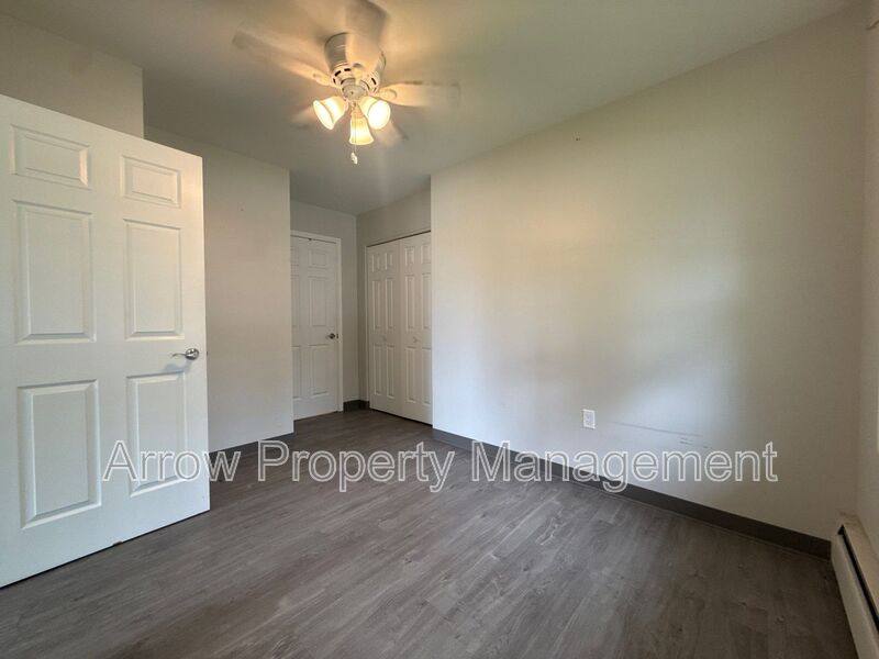 Apartment for rent at 407 H St #20, Hamburg, IA 51640
