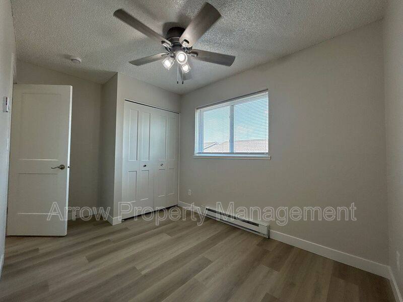 Apartment for rent at 902 E St #D, McCook, NE 69001