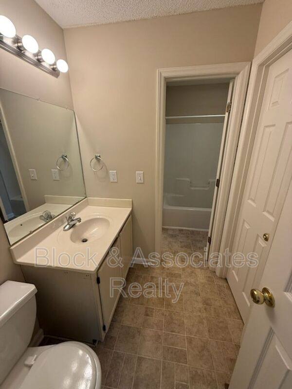 Apartment for rent at 1818 Saddlewood Court #B, Asheboro, NC 27203