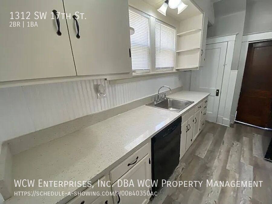 House for rent at 1312 SW 17th St, Topeka, KS 66604