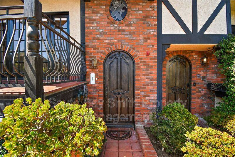 Townhouse for rent at 227 S Irena Ave #4, Redondo Beach, CA 90277