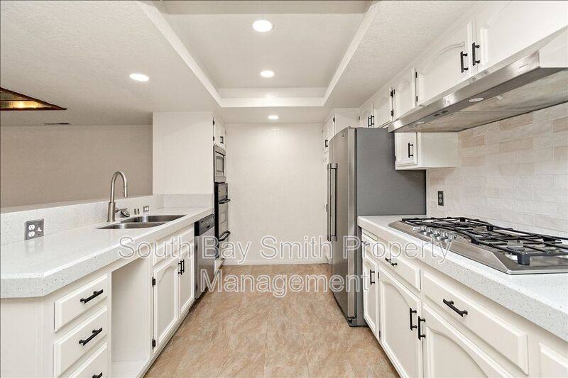 Townhouse for rent at 227 S Irena Ave #4, Redondo Beach, CA 90277