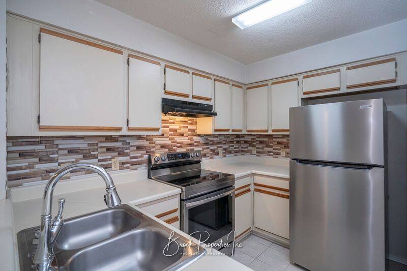 Condo for rent at 5001 Grande Dr #1422, Pensacola, FL 32504