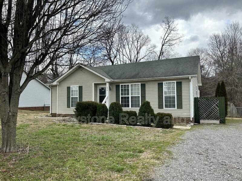 House for rent at 404 Sideline Dr, Oak Grove, KY 42262