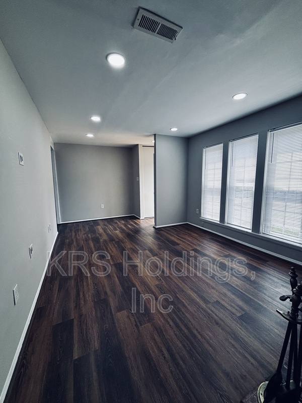 Townhouse for rent at 817 Pleasant St, Henrico, VA 23075