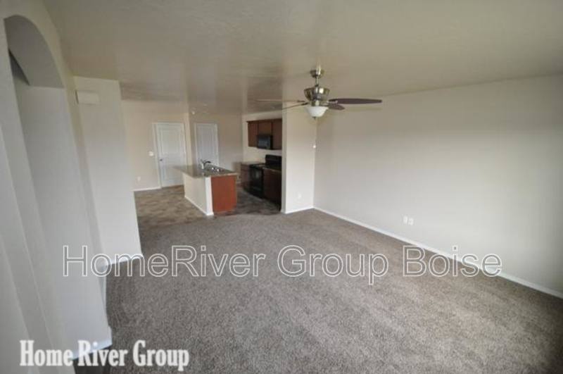 House for rent at 4265 S Overhill Way, Meridian, ID 83642