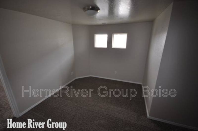 House for rent at 4265 S Overhill Way, Meridian, ID 83642