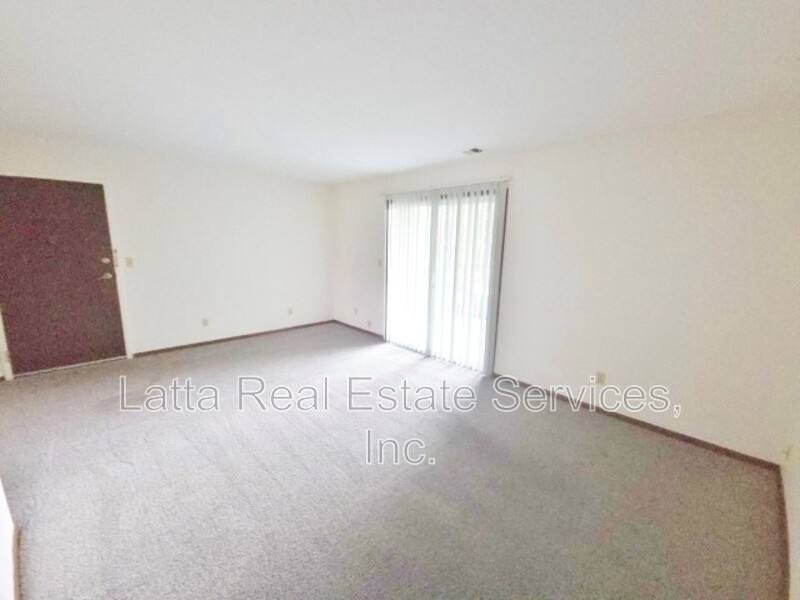 Apartment for rent at 12502 E 40th St S #C, Independence, MO 64055