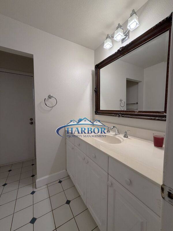 Apartment for rent at 1064 Via La Paz, San Pedro, CA 90731