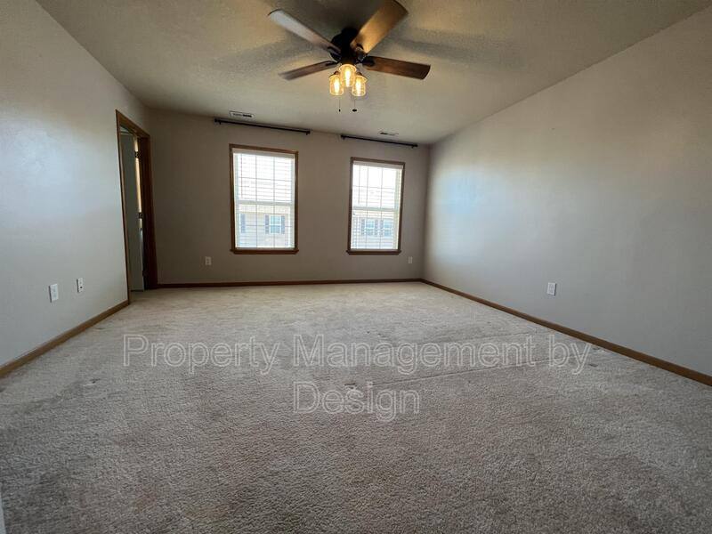 Townhouse for rent at 1005 NE Kamies Lane #1, Ankeny, IA 50021