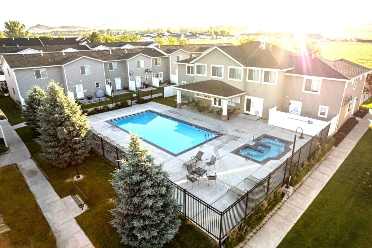 Apartment for rent at 160 W 400 S, Smithfield, UT 84335