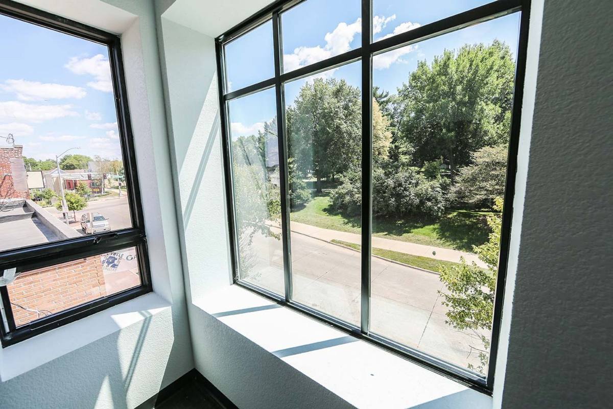 Apartment for rent at 917 W 23rd St, Cedar Falls, IA 50613