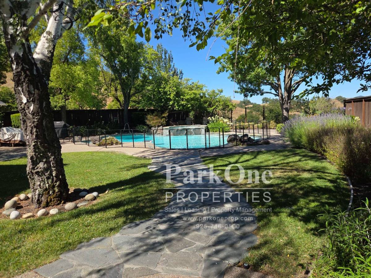 House for rent at 6 Westward Lane, Danville, CA 94506