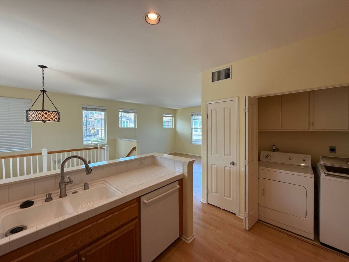 Townhouse for rent at 12075 World Trade Dr, San Diego, CA 92128
