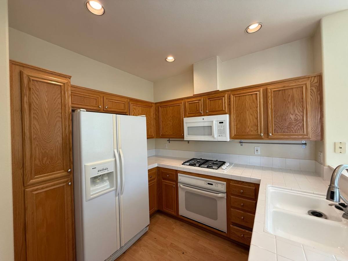 Townhouse for rent at 12075 World Trade Dr, San Diego, CA 92128