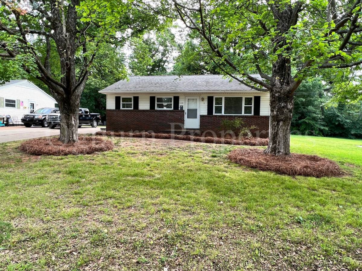 House for rent at 1102 Oak Grove Rd, Winston Salem, NC 27103