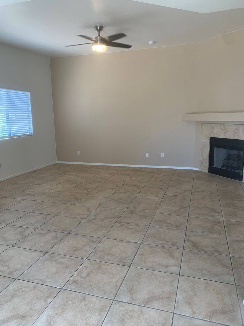 Townhouse for rent at 9115 E Esperanza Dr, Tucson, AZ 85715