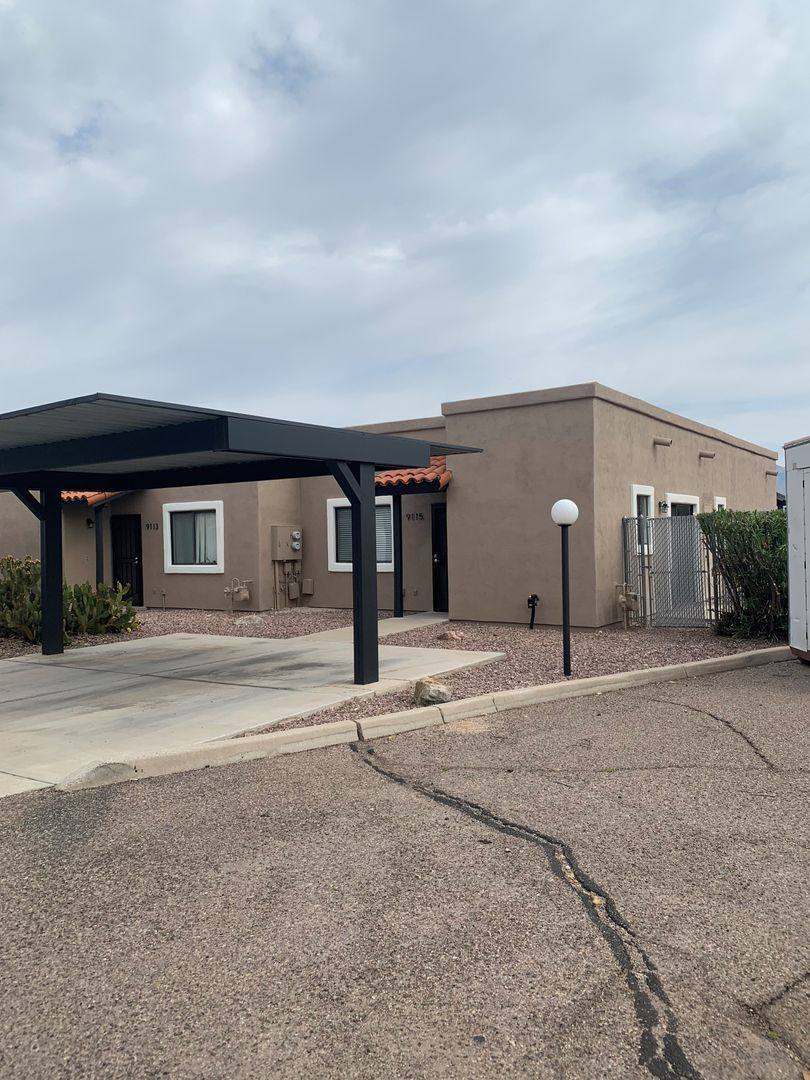 Townhouse for rent at 9115 E Esperanza Dr, Tucson, AZ 85715