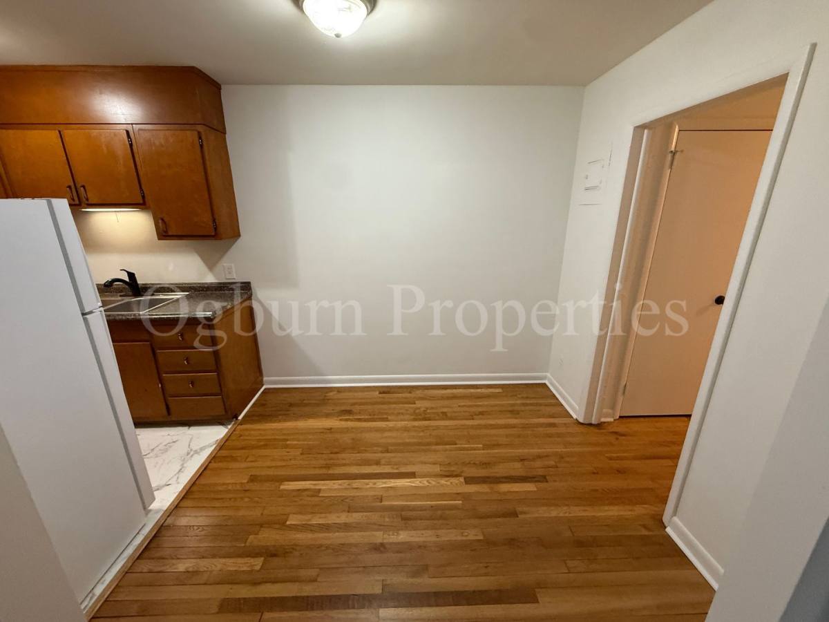 Apartment for rent at 1606-1610 W, NW Blvd, Winston Salem, NC 27104