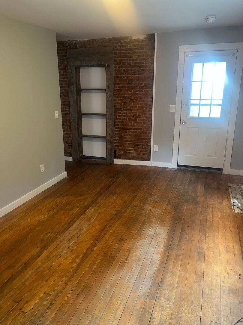 Apartment for rent at 137 N Winooski Ave, Burlington, VT 05401