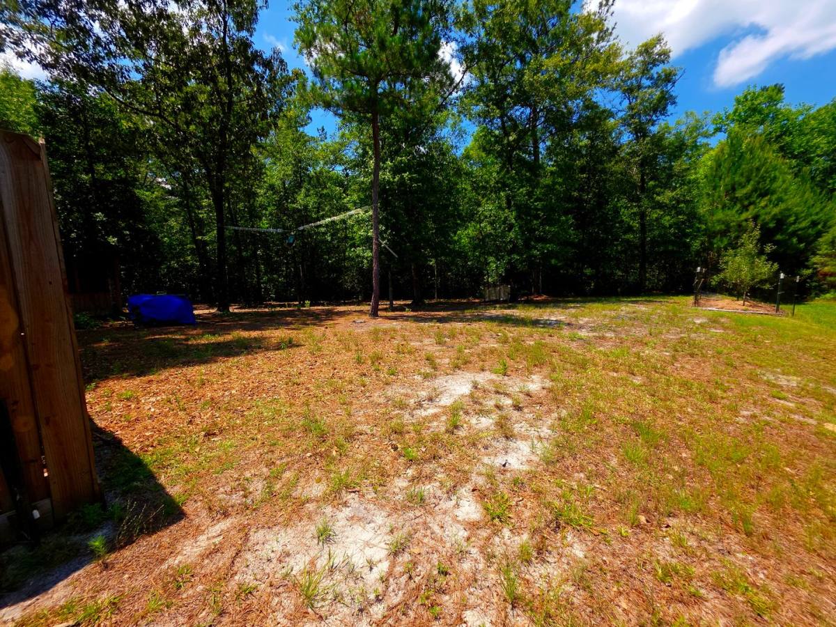House for rent at 200 Sweet Gum Lane, Richlands, NC 28574