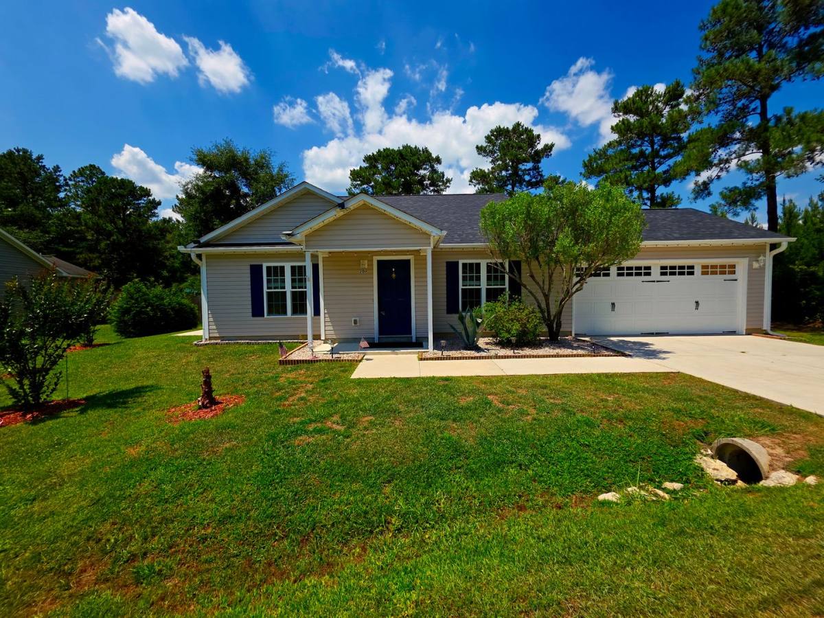 House for rent at 200 Sweet Gum Lane, Richlands, NC 28574
