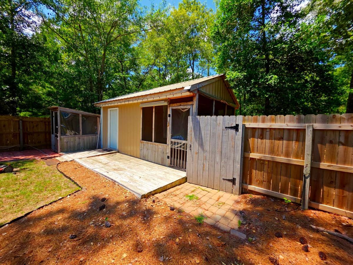 House for rent at 200 Sweet Gum Lane, Richlands, NC 28574