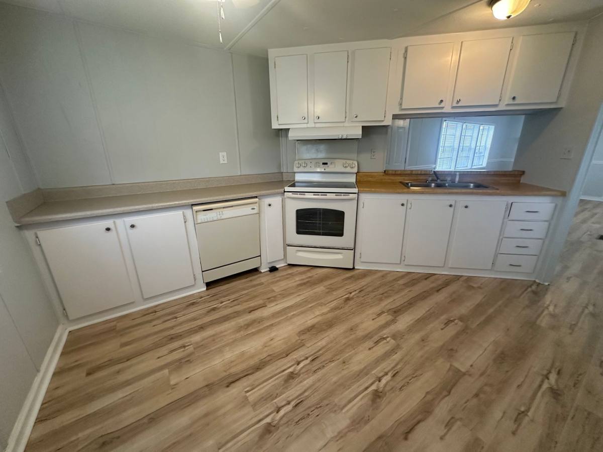 House for rent at 2430 Catherine Lake Rd #3, Richlands, NC 28574