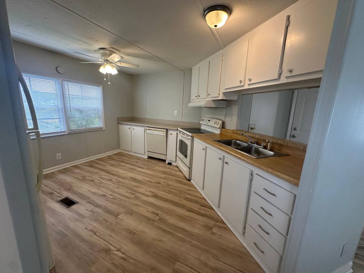 House for rent at 2430 Catherine Lake Rd #3, Richlands, NC 28574