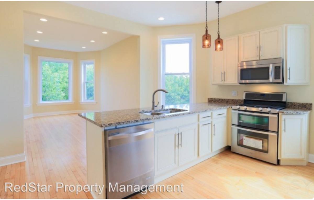 Apartment for rent at 1528 N Campbell Ave, Chicago, IL 60622