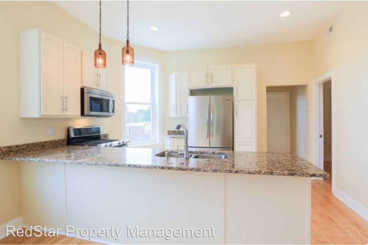 Apartment for rent at 1528 N Campbell Ave, Chicago, IL 60622