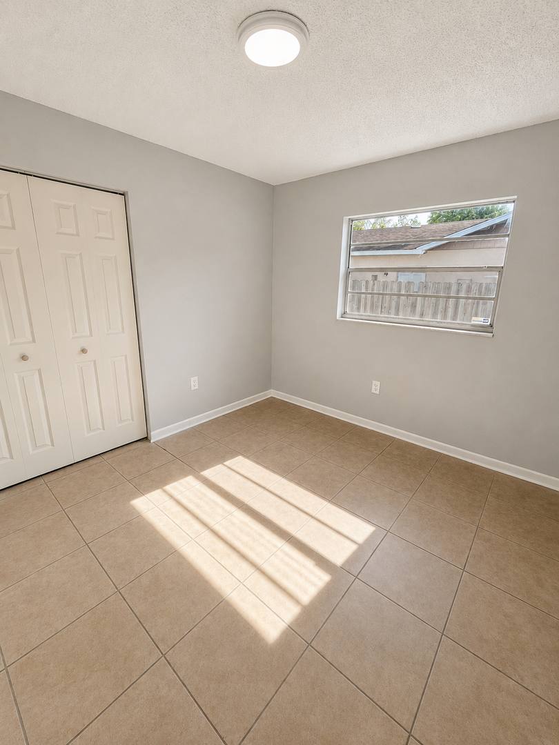 House for rent at 511 65th Ave Dr W, Bradenton, FL 34207