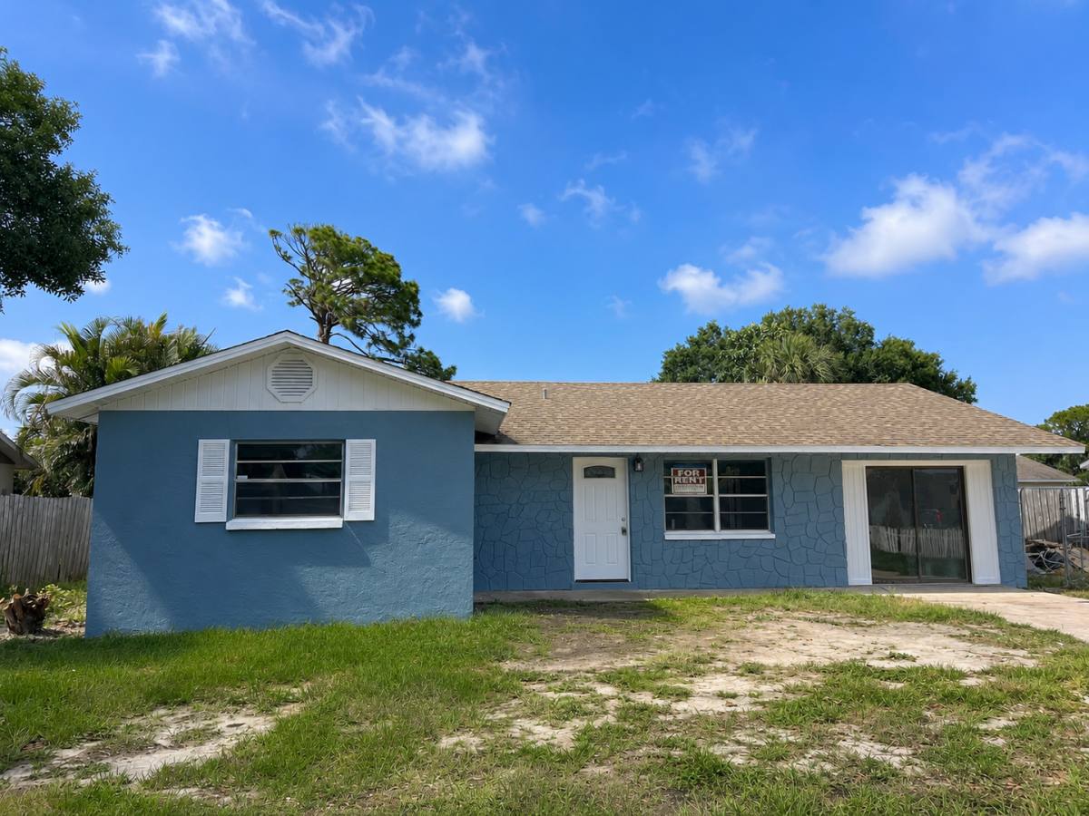 House for rent at 511 65th Ave Dr W, Bradenton, FL 34207