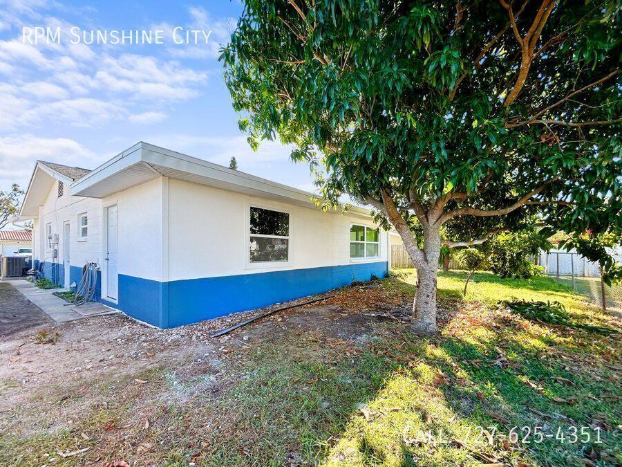 House for rent at 9814 110th Lane, Seminole, FL 33772