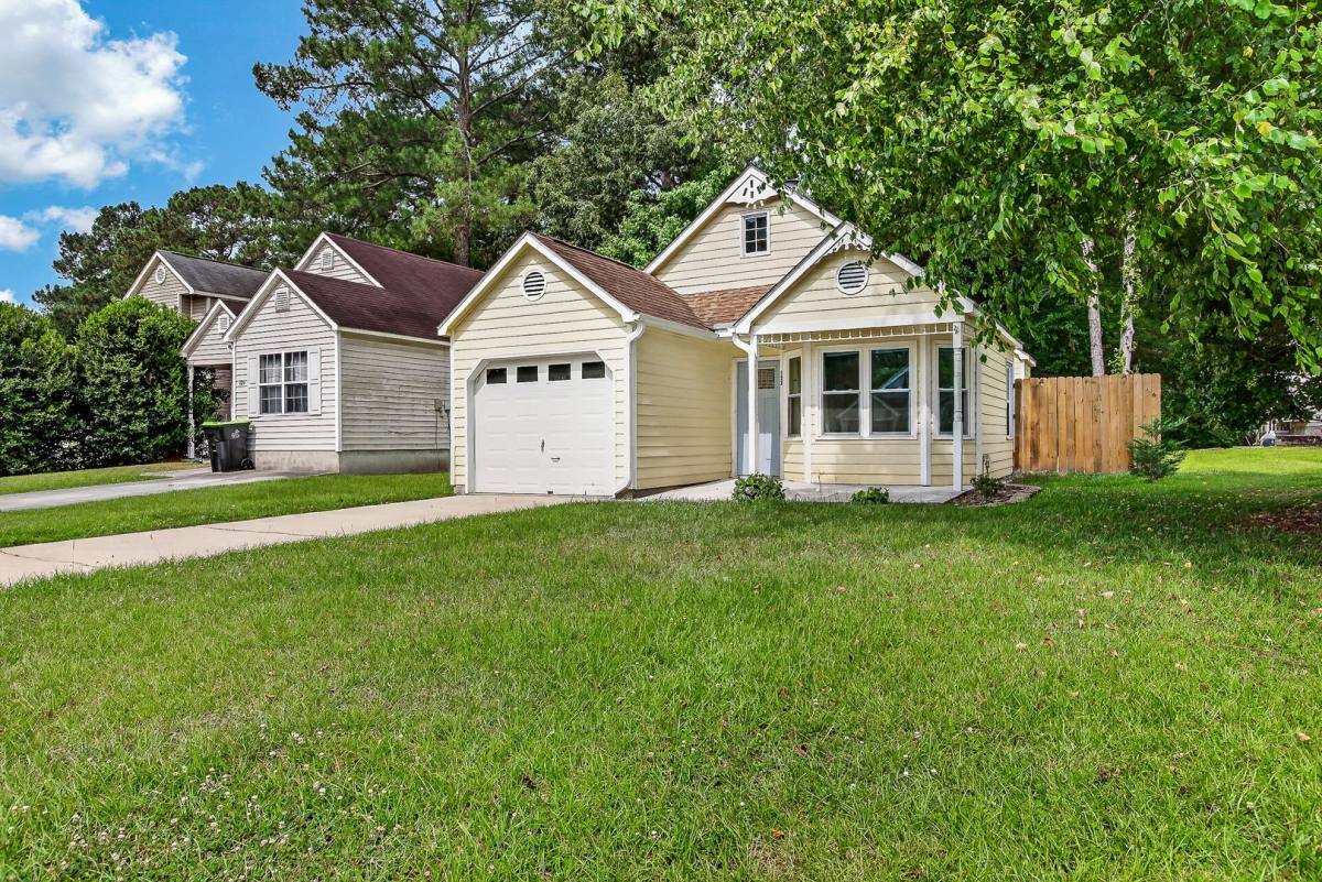 House for rent at 123 Basswood Court, Jacksonville, NC 28546