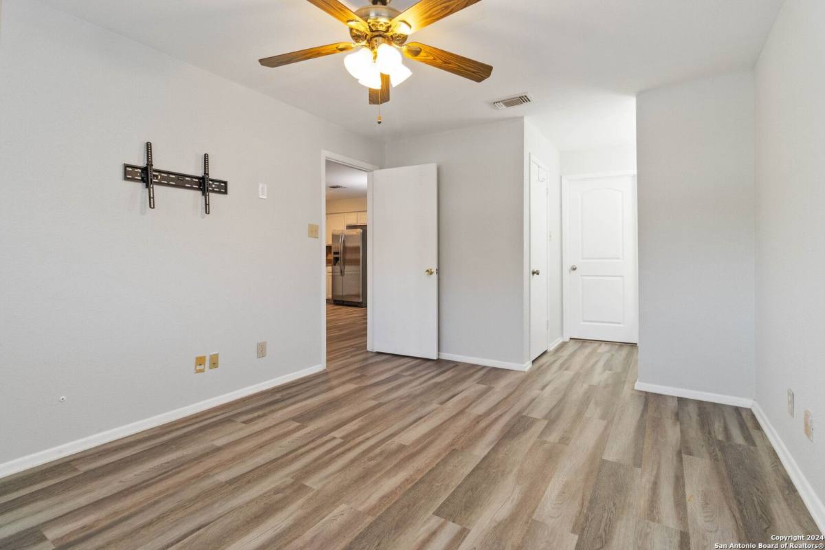 Condo for rent at 4119 Medical Dr, San Antonio, TX 78229