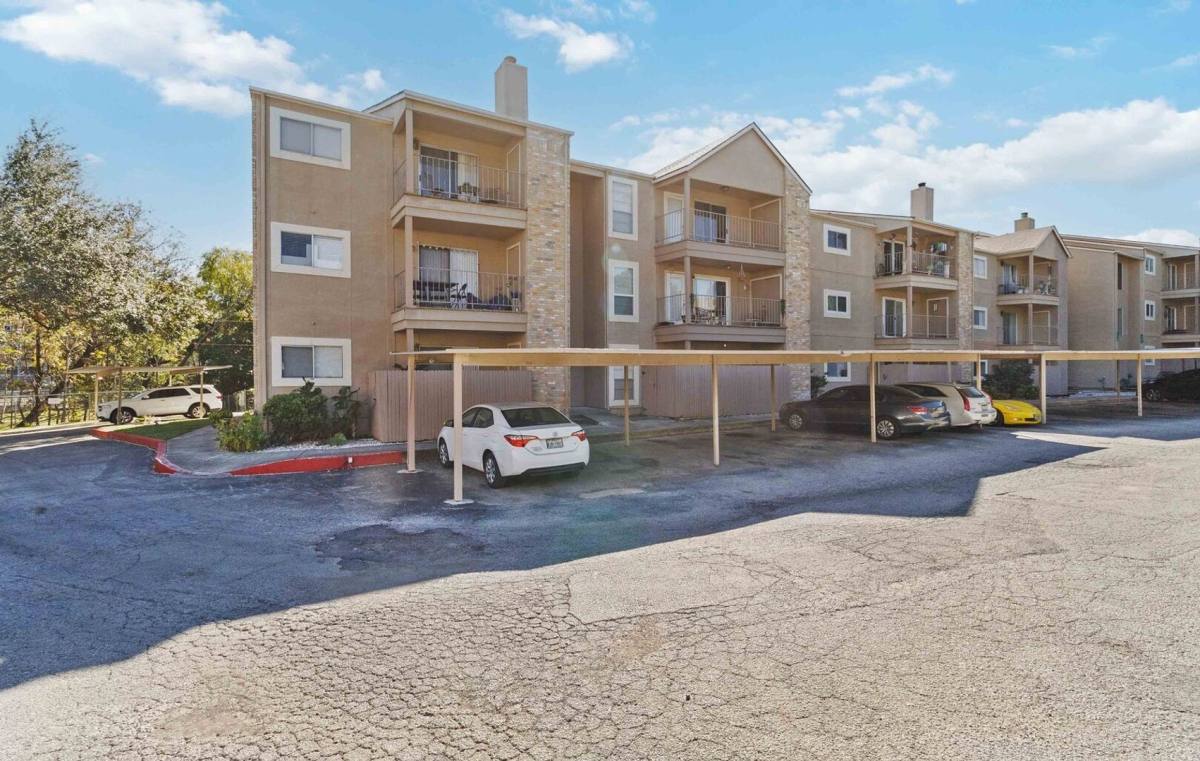 Condo for rent at 4119 Medical Dr, San Antonio, TX 78229