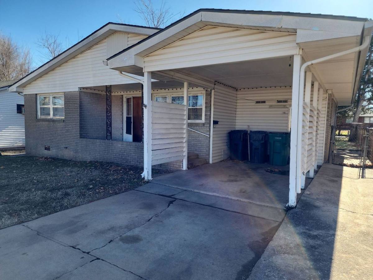 House for rent at 1216 NW 84th St, Oklahoma City, OK 73114