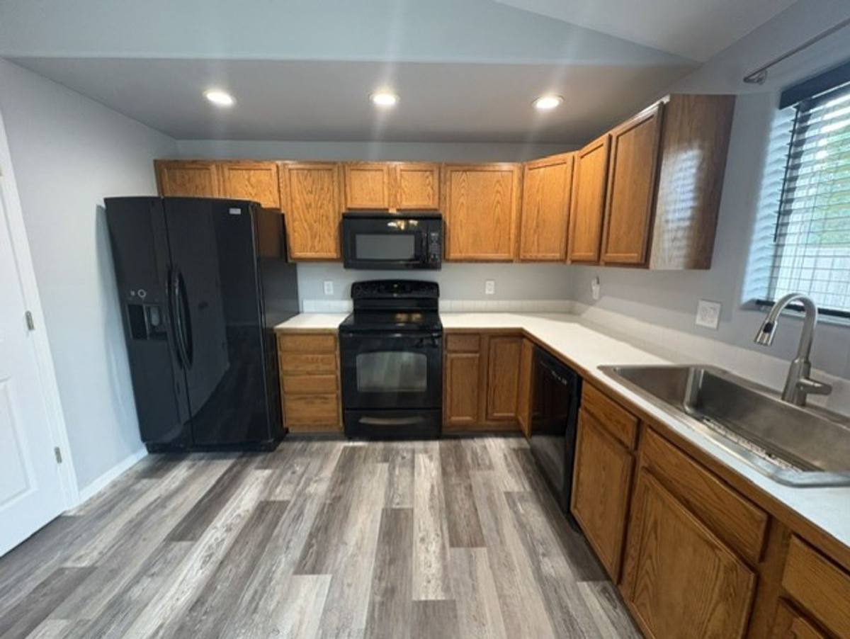 House for rent at 3260 Osage St, Springfield, OR 97477