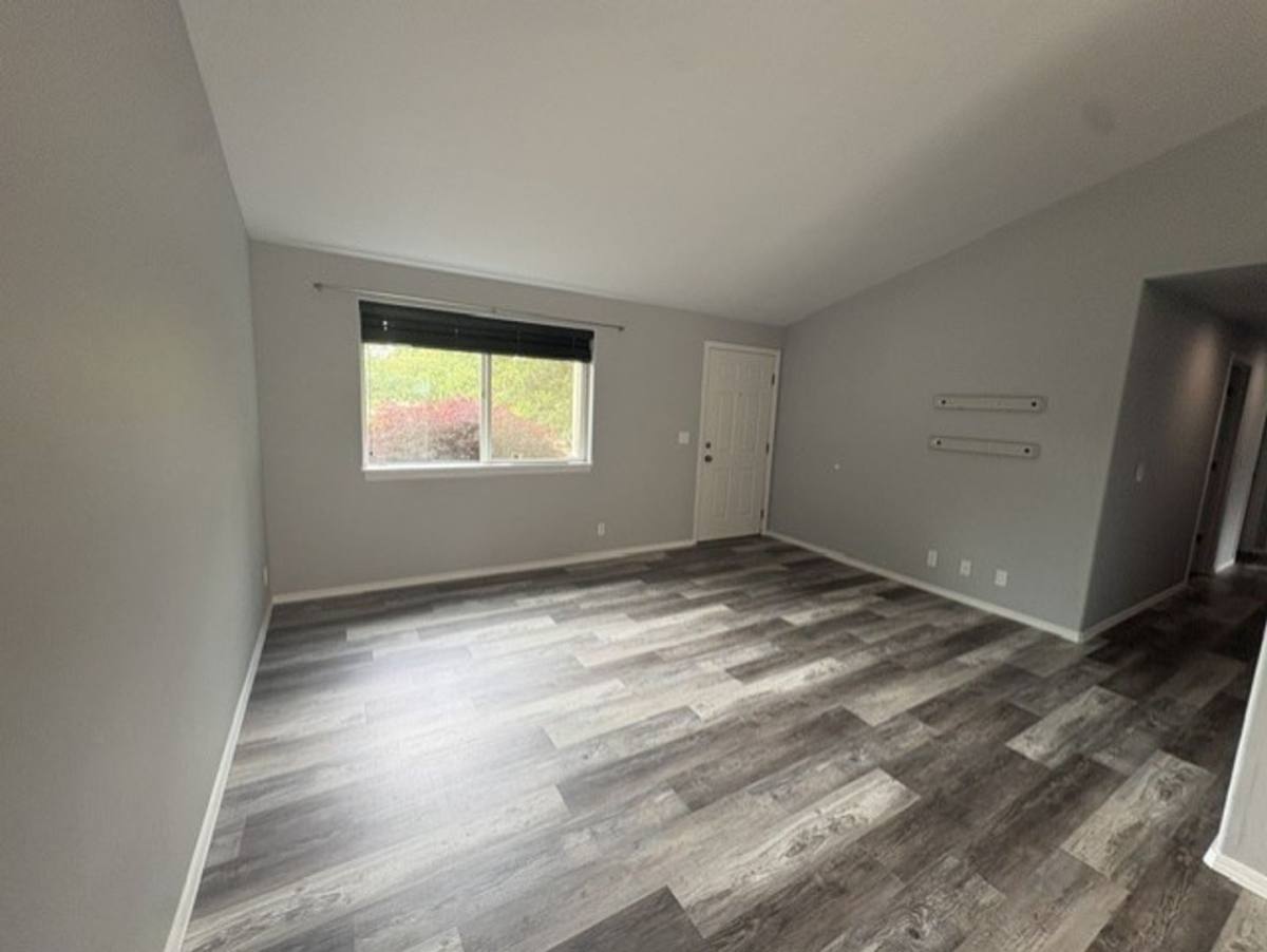 House for rent at 3260 Osage St, Springfield, OR 97477