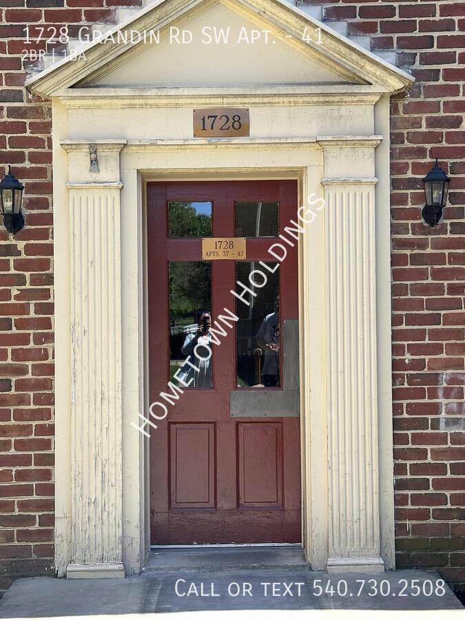 Apartment for rent at 1728 Grandin Rd SW #41, Roanoke, VA 24015