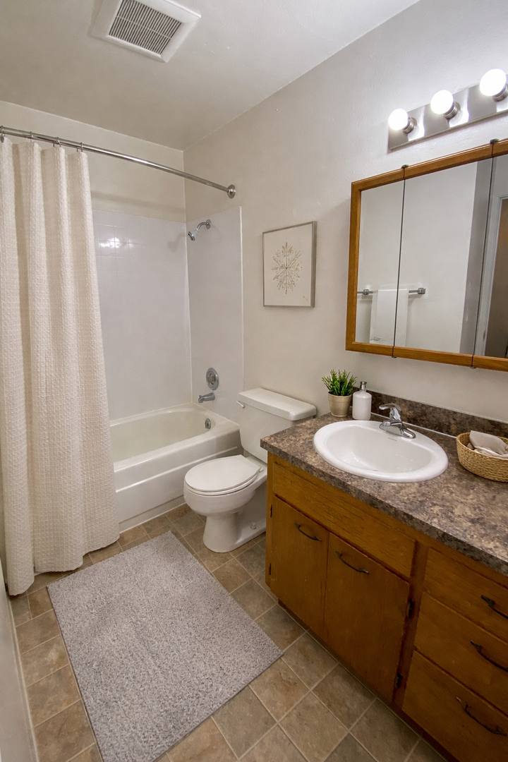 Apartment for rent at 209 E 14th Ave, Ellensburg, WA 98926